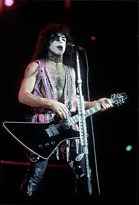 Framed Print : Kiss Performing Framed Print : Kiss Performing