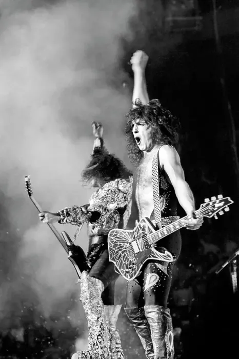 Framed Print : Kiss Performing Framed Print : Kiss Performing