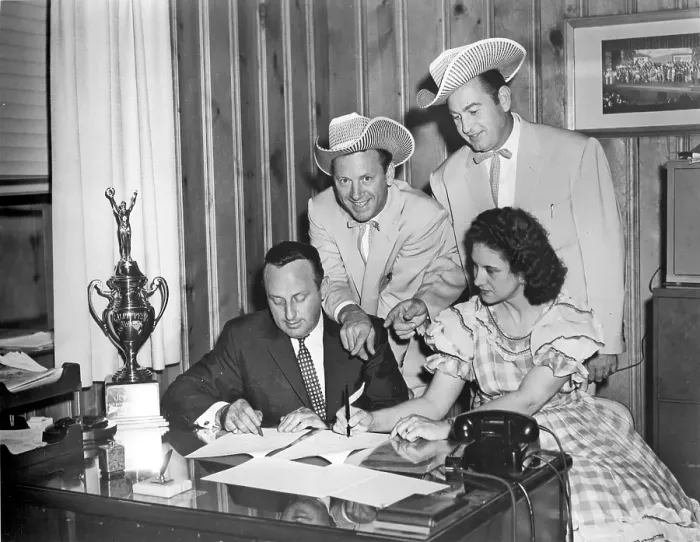 Framed Print : Kitty Wells Signs With Jim Denny Framed Print : Kitty Wells Signs With Jim Denny