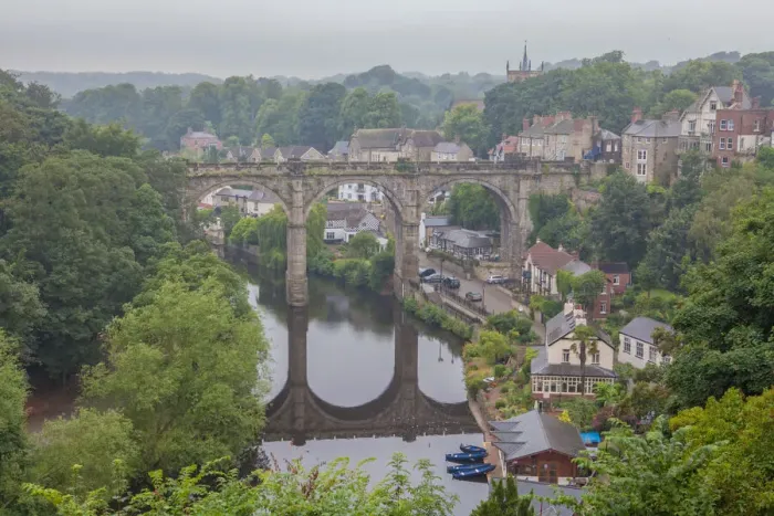Framed Print : Knaresborough viaduct Framed Print : Knaresborough viaduct