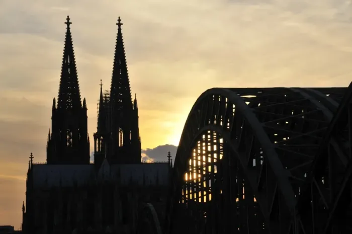Framed Print : Koelner Dom, Cologne Cathedral at dusk, Cologne, North Rhine-Westphalia, Germany, Europe Framed Print : Koelner Dom, Cologne Cathedral at dusk, Cologne, North Rhine-Westphalia, Germany, Europe