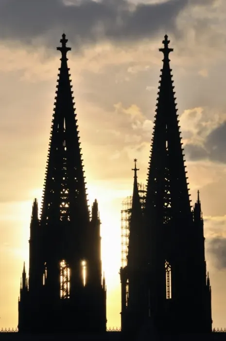 Framed Print : Koelner Dom, Cologne Cathedral at dusk, Cologne, North Rhine-Westphalia, Germany, Europe Framed Print : Koelner Dom, Cologne Cathedral at dusk, Cologne, North Rhine-Westphalia, Germany, Europe