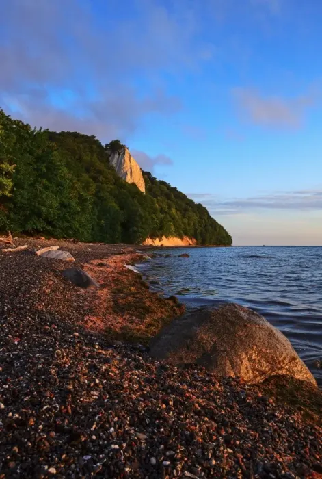 Framed Print : Koenigsstuhl chalk cliff, Sassnitz, Rugen, Mecklenburg-Western Pomerania, Germany Framed Print : Koenigsstuhl chalk cliff, Sassnitz, Rugen, Mecklenburg-Western Pomerania, Germany