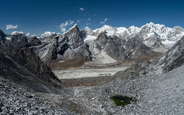 Kongma la pass view from the top, Everest region