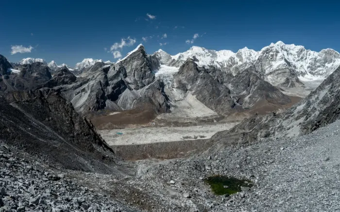 Framed Print : Kongma la pass view from the top, Everest region Framed Print : Kongma la pass view from the top, Everest region