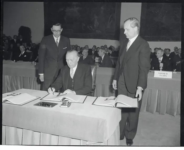 Framed Print : Konrad Adenauer Signing a Treaty Framed Print : Konrad Adenauer Signing a Treaty