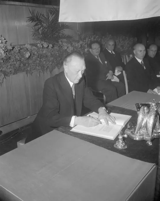 Framed Print : Konrad Adenauer signs ratification Framed Print : Konrad Adenauer signs ratification