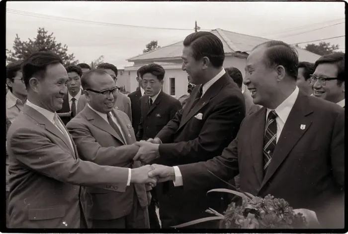 Framed Print : Korean Politicians Shaking Hands Framed Print : Korean Politicians Shaking Hands