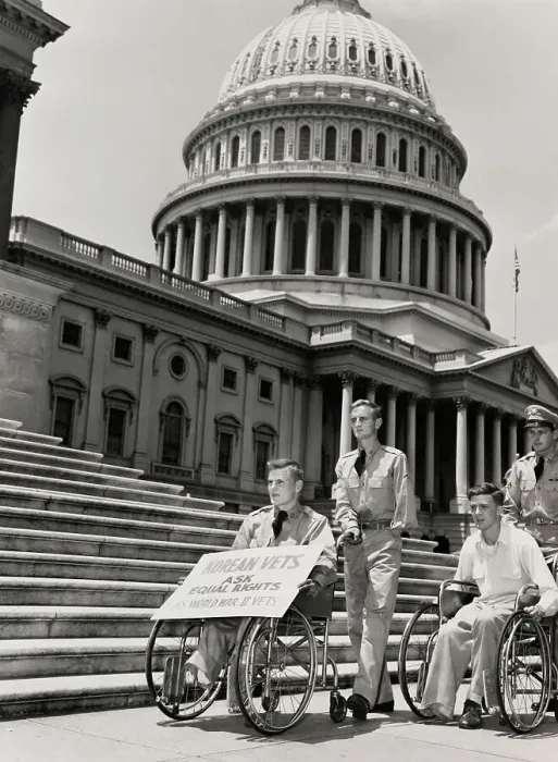 Framed Print : Korean Vets In Washington