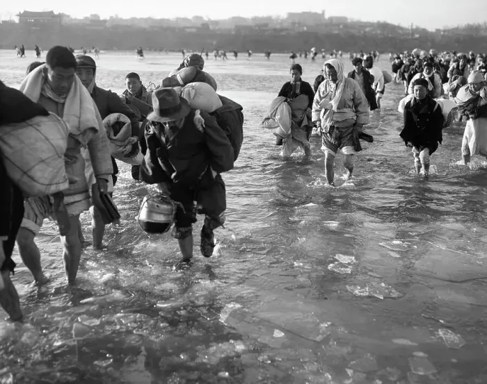 Framed Print : Koreans Fleeing P'yongyang Framed Print : Koreans Fleeing P'yongyang