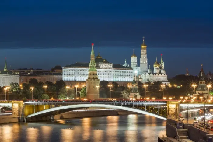 Framed Print : The Kremlin at blue hour in Moscow Framed Print : The Kremlin at blue hour in Moscow