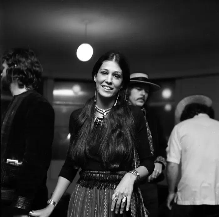 Framed Print : Kris Kristofferson And Rita Coolidge At The Troubadour Framed Print : Kris Kristofferson And Rita Coolidge At The Troubadour