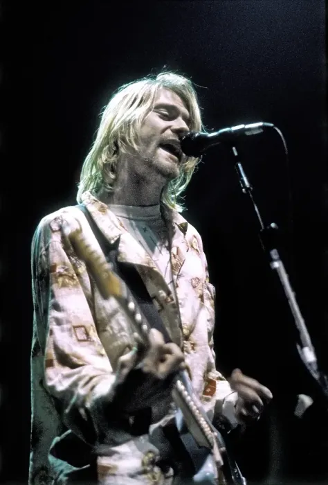 Framed Print : Kurt Cobain Live