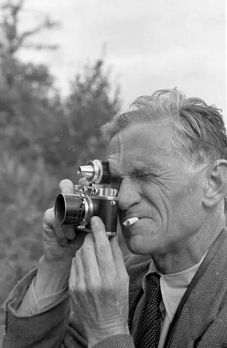 Framed Print : Kurt Hutton Framed Print : Kurt Hutton