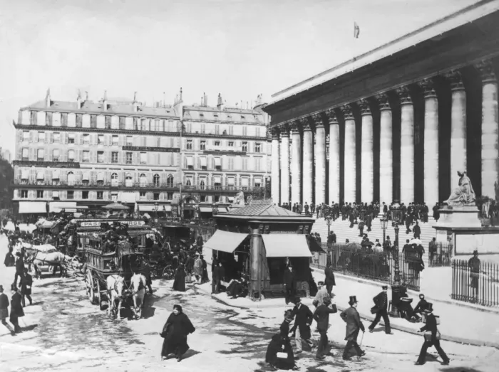 Framed Print : La Bourse. The Palais de Bourse, the Paris stock exchange, circa 1890