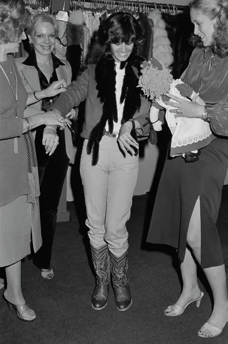 Framed Print : The L.A. Fashion Scene, 1979 Framed Print : The L.A. Fashion Scene, 1979