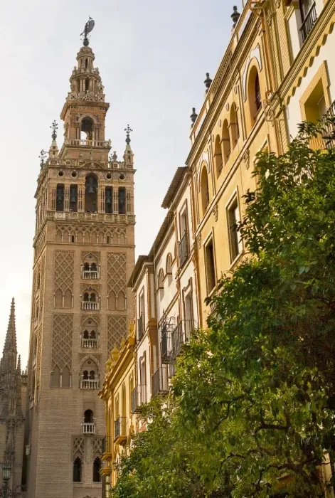 Framed Print : La Giralda de Sevilla Framed Print : La Giralda de Sevilla