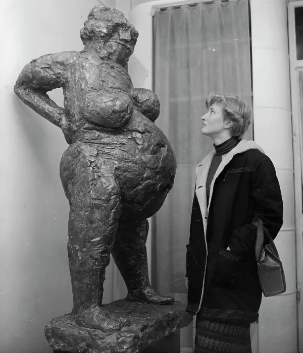 Framed Print : Lady Looking at Sculpture Framed Print : Lady Looking at Sculpture