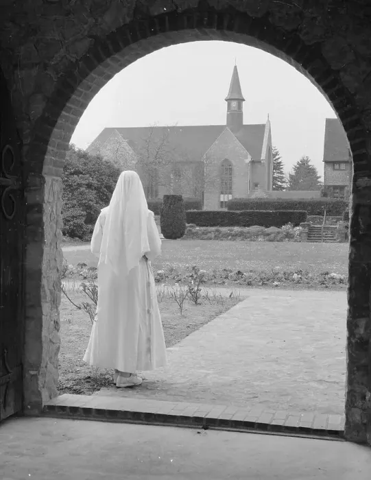 Framed Print : Ladywell Convent