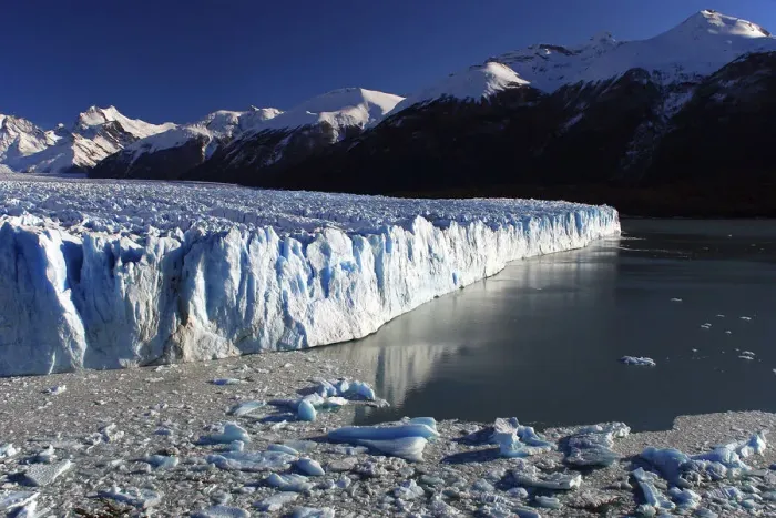 Framed Print : Lago Argentino with icebergs, Perito Moreno Glacier, High Andes, near El Calafate, Patagonia, Argentina Framed Print : Lago Argentino with icebergs, Perito Moreno Glacier, High Andes, near El Calafate, Patagonia, Argentina