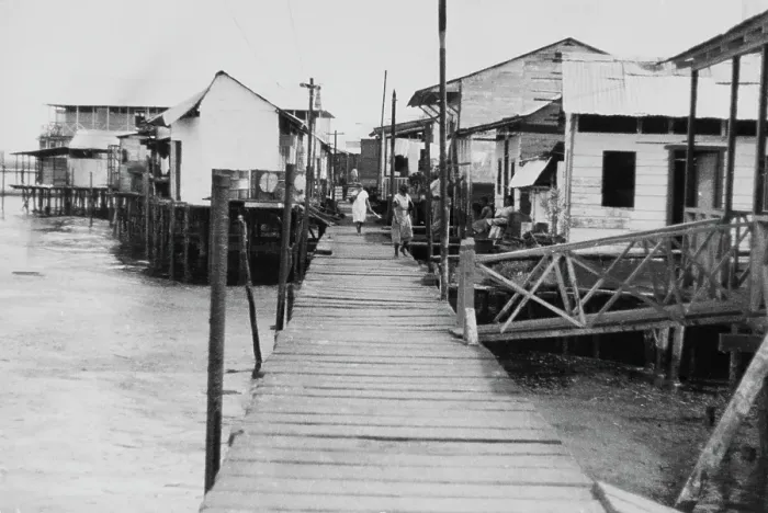 Framed Print : Lake Maracaibo Huts Framed Print : Lake Maracaibo Huts