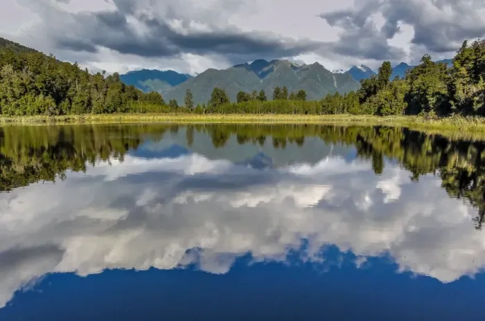 Framed Print : Lake Matheson Framed Print : Lake Matheson