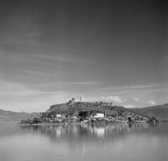 Framed Print : Lake Patzcuaro, Mexico Framed Print : Lake Patzcuaro, Mexico