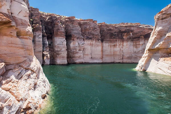 Lake Powell - Glen Canyon National Recreation Area - Arizona