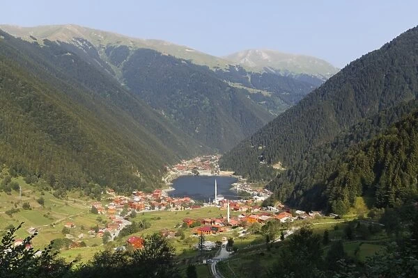 Lake Uzungol, village of Uzungol, Trabzon Province, Pontic Mountains or Kackar Daglari, Black Sea Region, Turkey