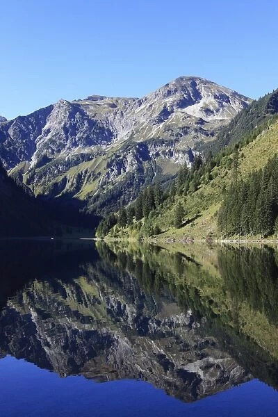 Lake Vilsalpsee at Tannheim, Vilsalpseeberge mountains, Tannheimer Tal high valley, Tyrol, Austria, Europe