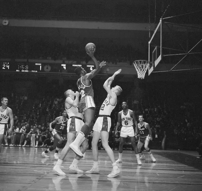 Framed Print : Lakers and the Knicks Playing at the Garden Framed Print : Lakers and the Knicks Playing at the Garden