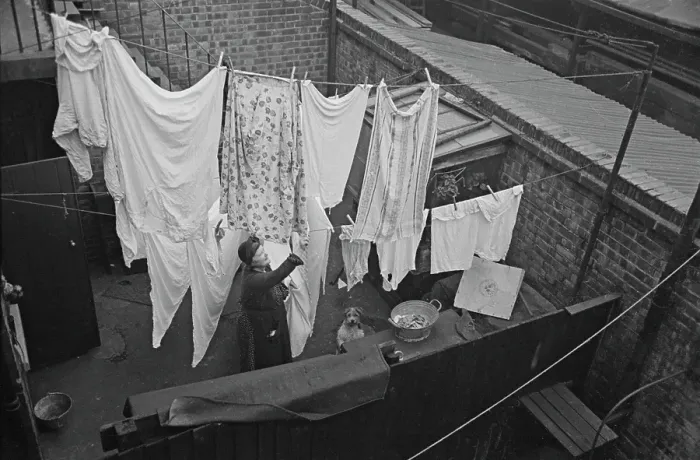 Framed Print : Lambeth Washing Line Framed Print : Lambeth Washing Line