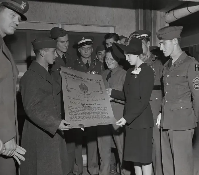 Framed Print : Lana Turner Receiving Her Scroll Framed Print : Lana Turner Receiving Her Scroll