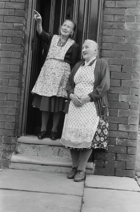 Framed Print : Lancashire Women Framed Print : Lancashire Women