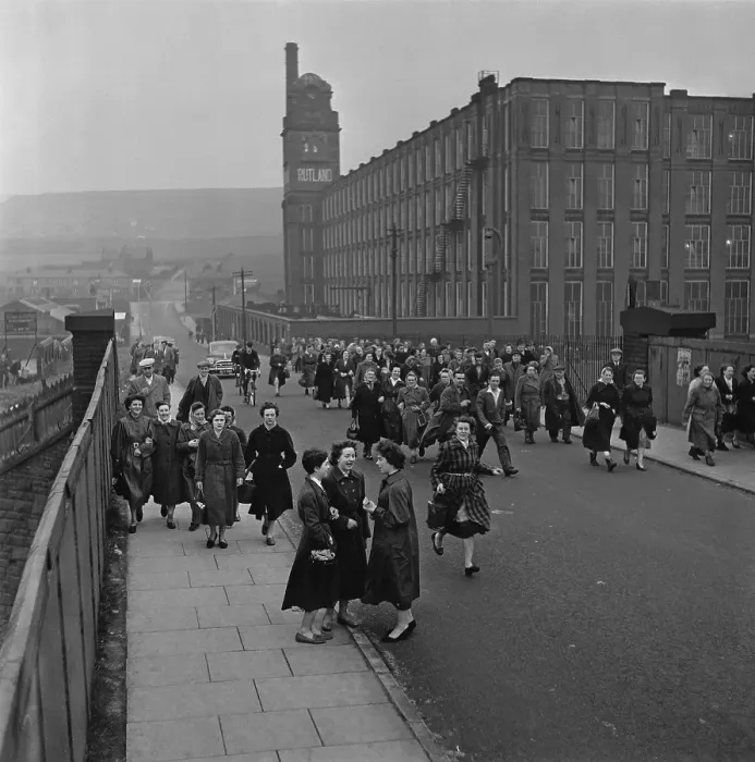 Framed Print : Lancashire Mill Workers Framed Print : Lancashire Mill Workers