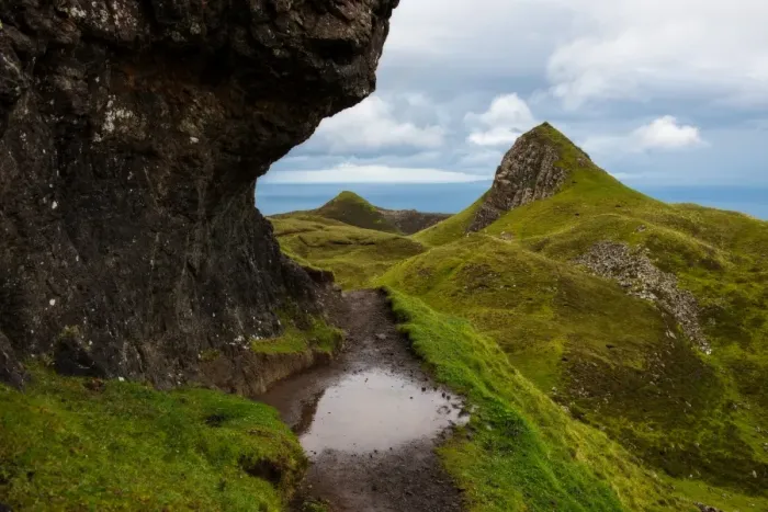 Framed Print : Landscape of Quiraings trekking route, Isle of Skye Framed Print : Landscape of Quiraings trekking route, Isle of Skye