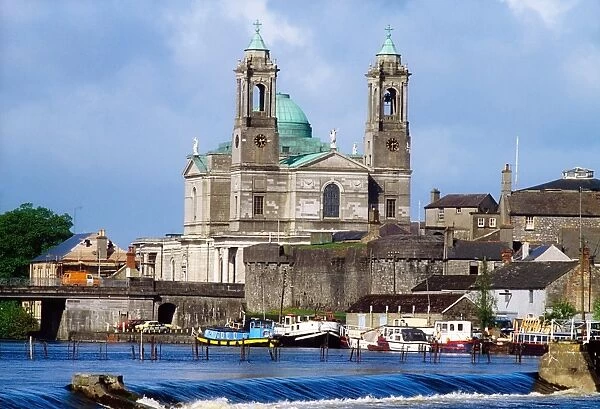 Landscape view of Athlone, St Peter & Pauls Church & and the River Shannon
