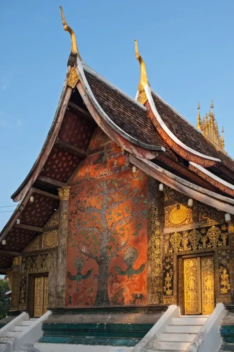 Framed Print : Laos, Luang Phrabang, Wat Xieng Thong Temple Framed Print : Laos, Luang Phrabang, Wat Xieng Thong Temple