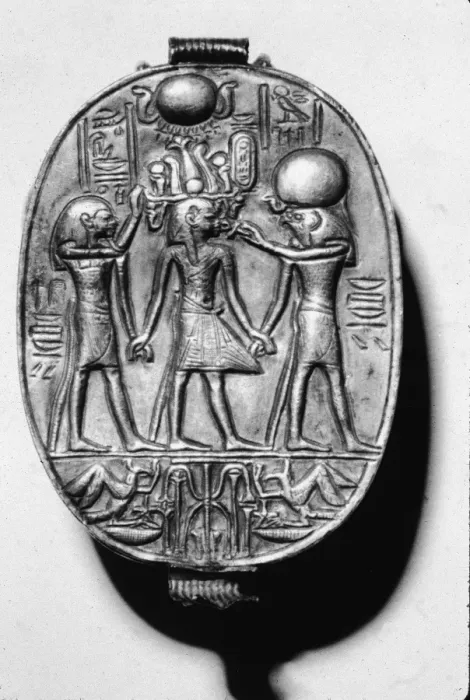Framed Print : Lapis Lazuli Scarab From King Tuts Tomb Framed Print : Lapis Lazuli Scarab From King Tuts Tomb