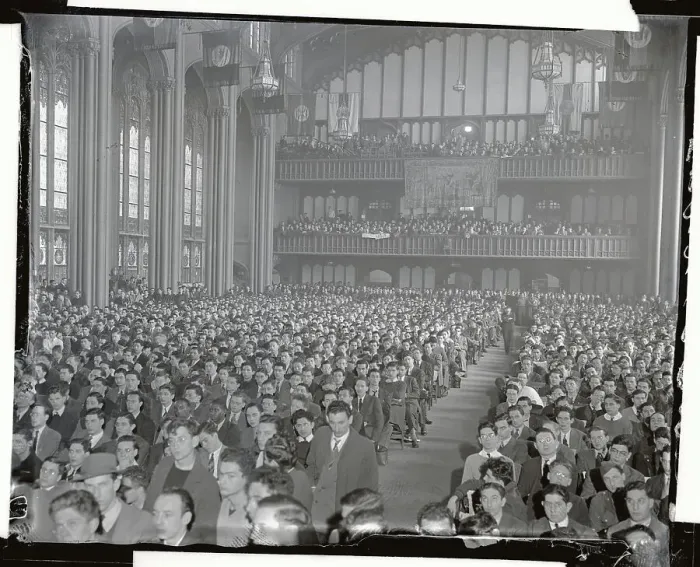 Framed Print : Large Crowd of College Students in College Auditorium Framed Print : Large Crowd of College Students in College Auditorium