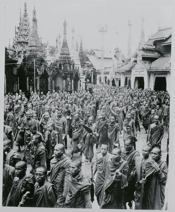 Framed Print : Large Crowd Inside Temple Square