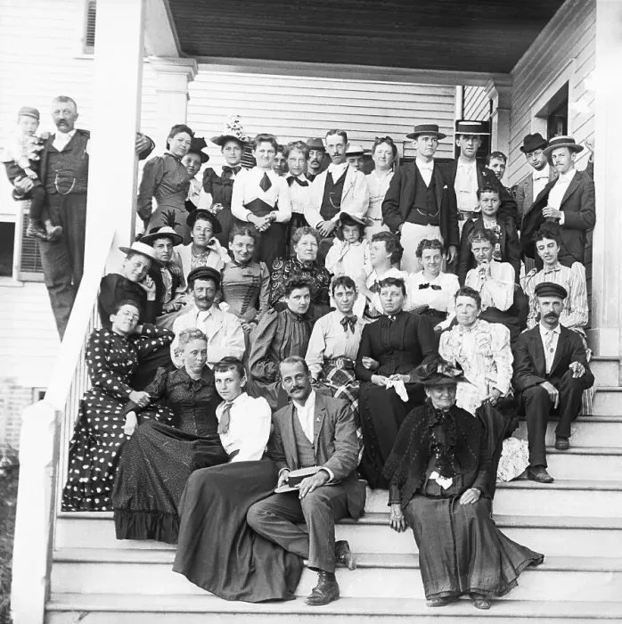 Framed Print : Large Family Reunion on Farmhouse Steps Framed Print : Large Family Reunion on Farmhouse Steps
