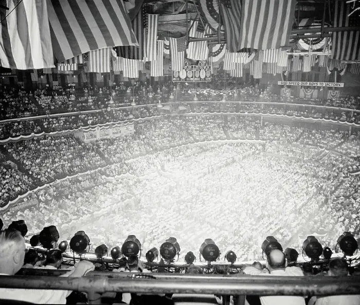 Framed Print : Large Stadium Crowd Attending Republican National Convention