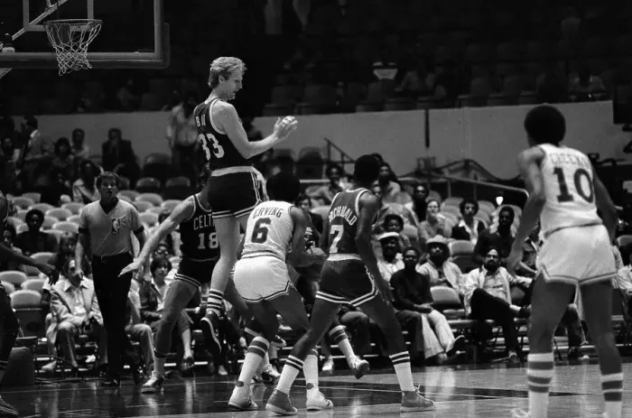 Framed Print : Larry Bird Appearing Gigantic