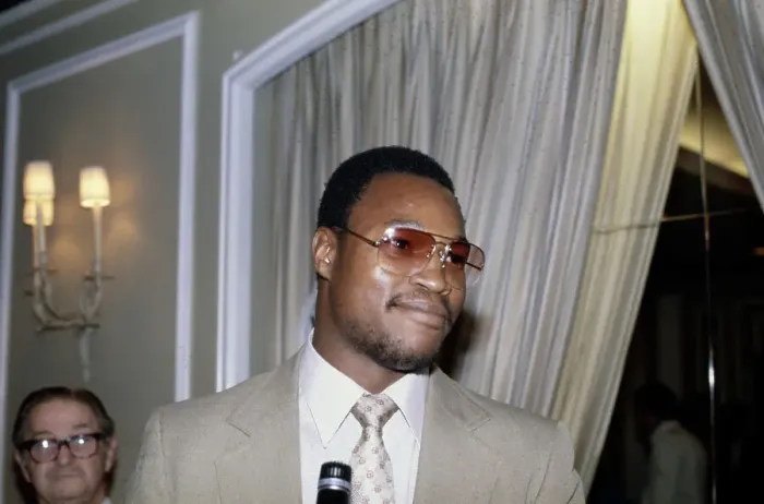 Framed Print : Larry Holmes Framed Print : Larry Holmes