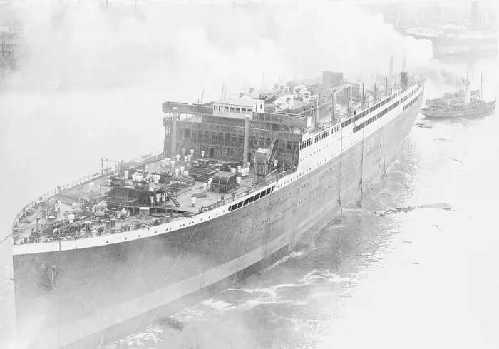 Framed Print : Launching of Britannic