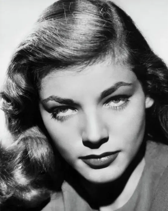 Framed Print : Lauren Bacall Framed Print : Lauren Bacall