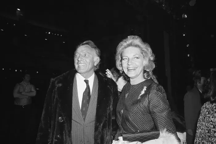 Framed Print : Lauren Bacall with Richard Burton Framed Print : Lauren Bacall with Richard Burton