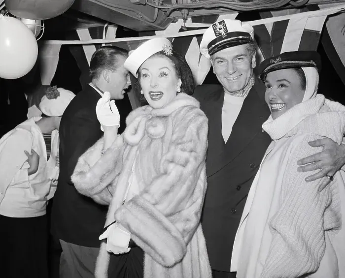 Framed Print : Laurence Olivier With Friends On Yacht