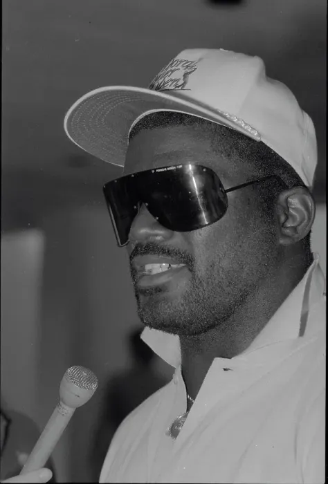 Framed Print : Lawrence Taylor Wearing Cap and Sunglasses Framed Print : Lawrence Taylor Wearing Cap and Sunglasses